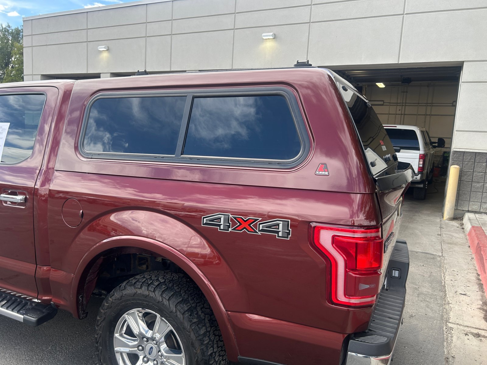 Certified 2017 Ford F150 Lariat AWD/4WD image 33