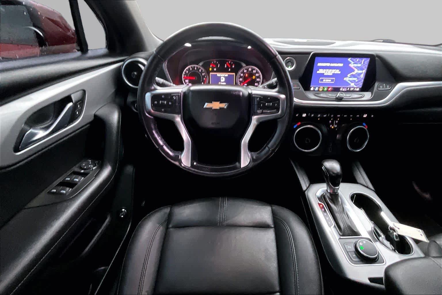 Used 2021 Chevrolet Blazer LT w/ Sound & Technology Package FWD image 6
