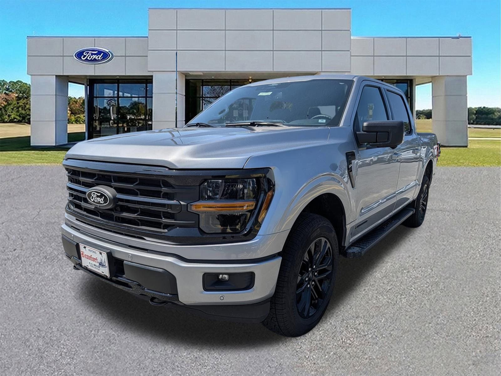 Certified 2025 Ford F150 XLT w/ Equipment Group 302A MID AWD/4WD image 4