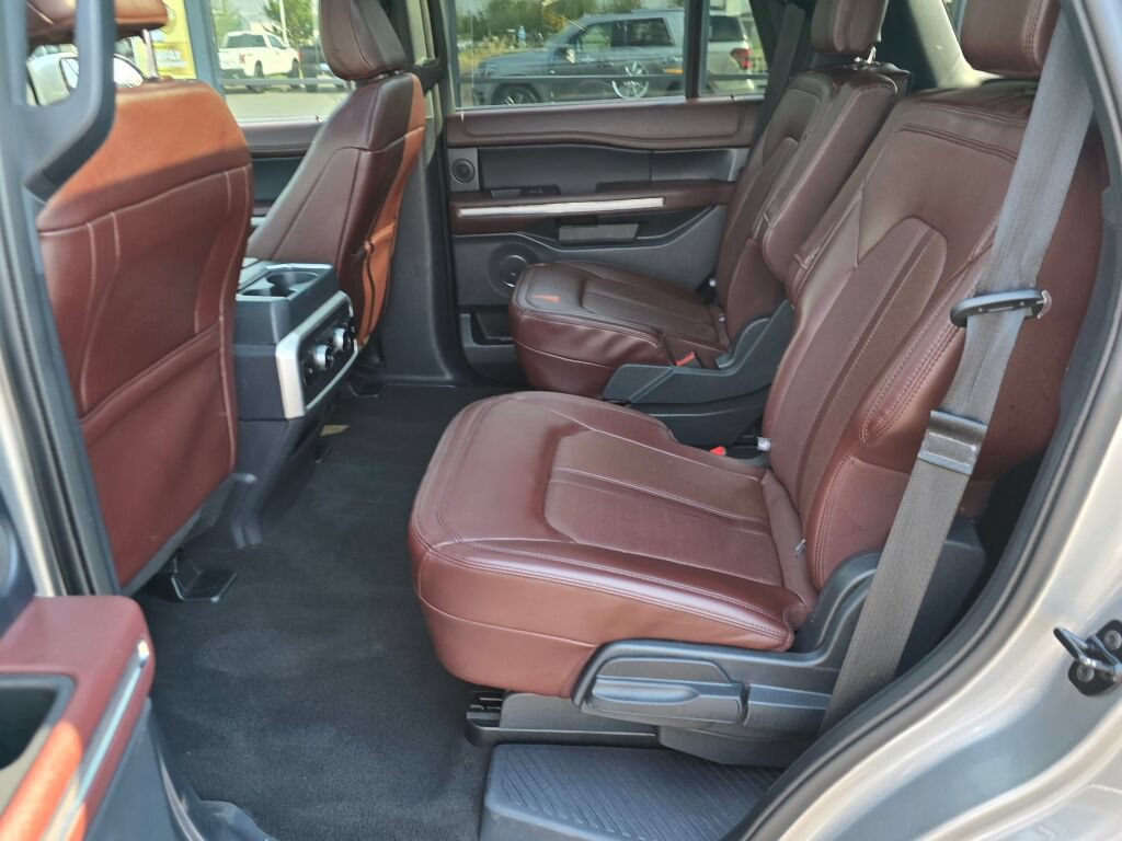 Certified 2024 Ford Expedition Limited AWD/4WD image 12