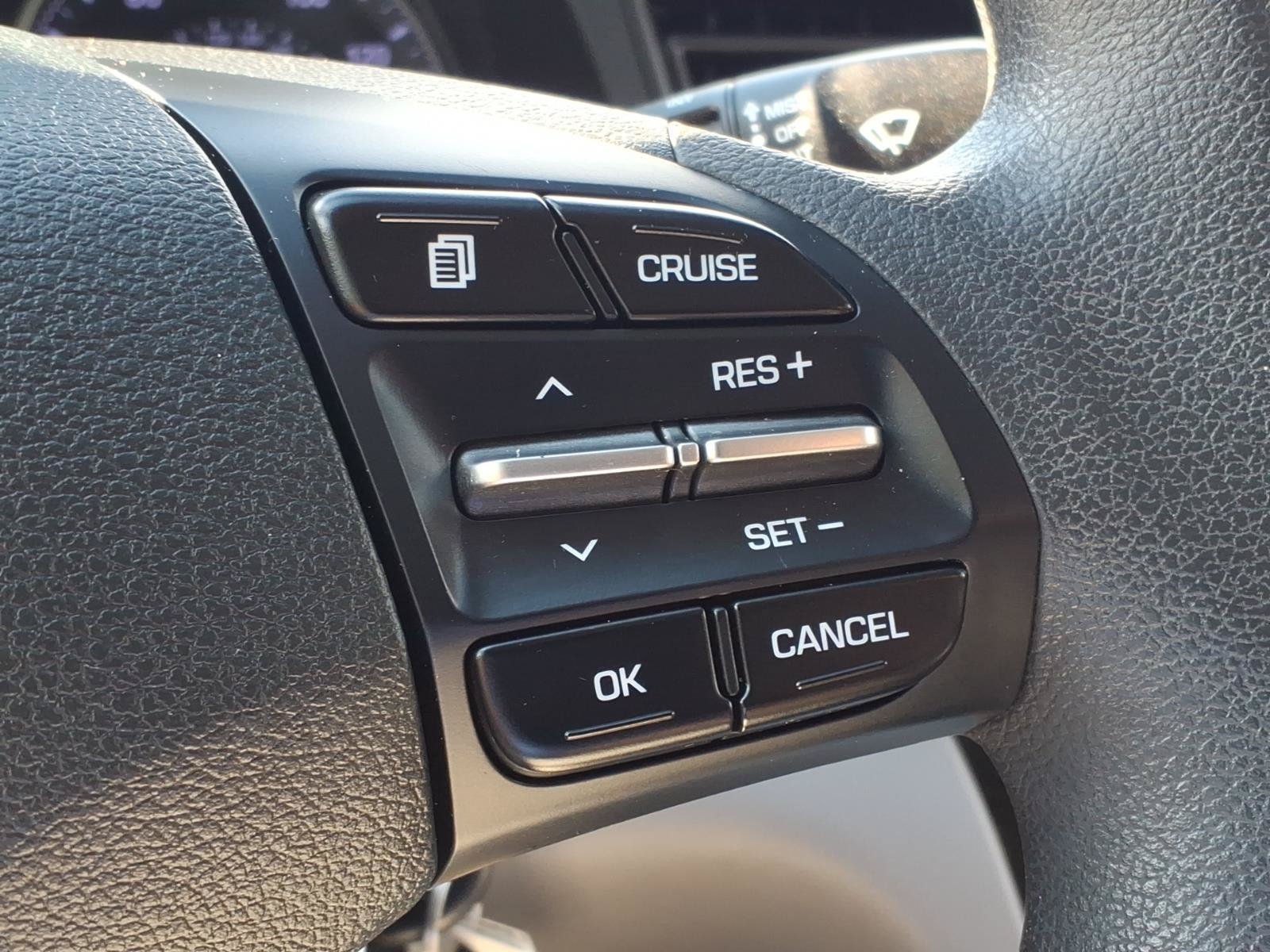 Used 2020 Hyundai Elantra SEL FWD image 15