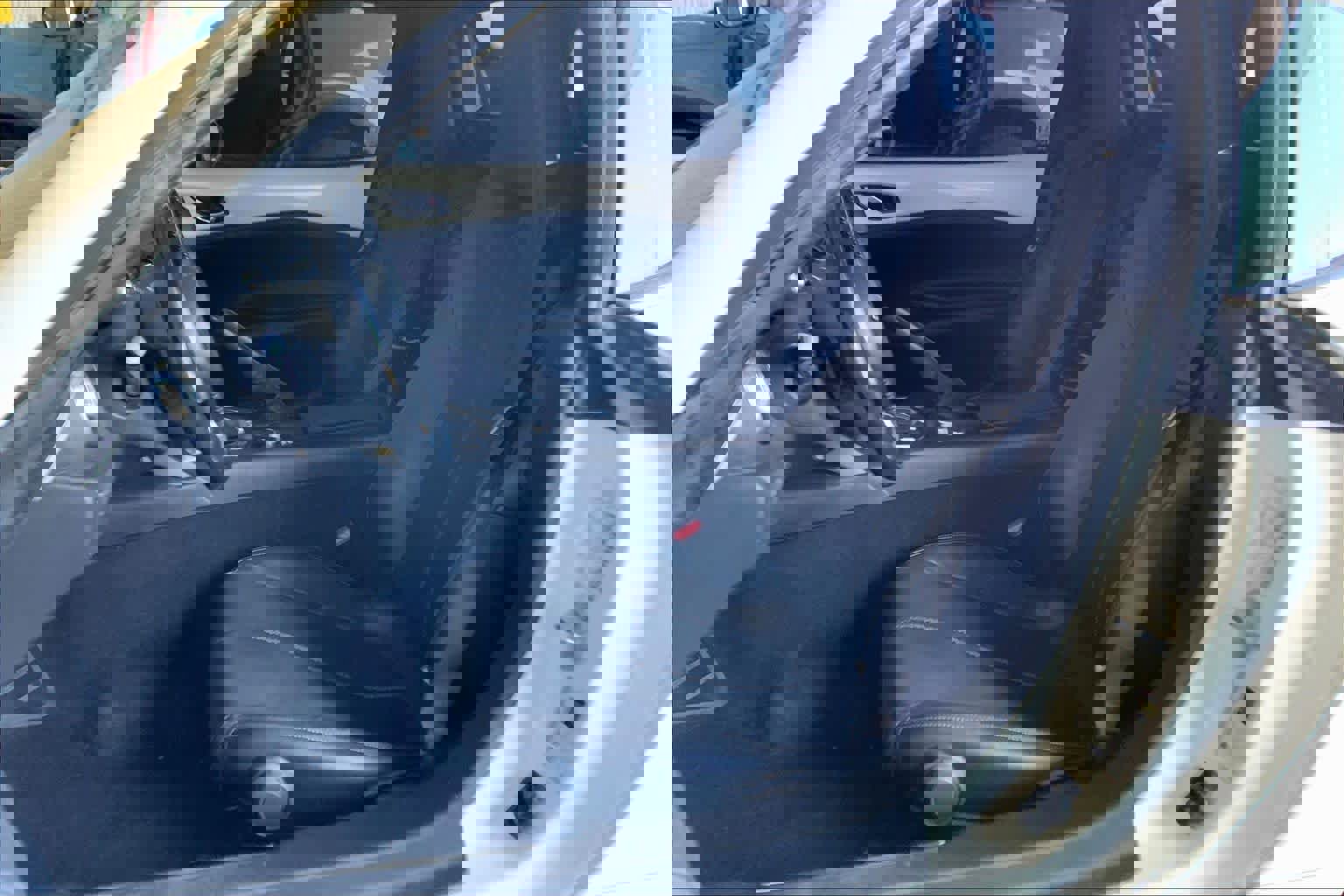 Used 2021 MAZDA MX-5 Miata RF Grand Touring image 7