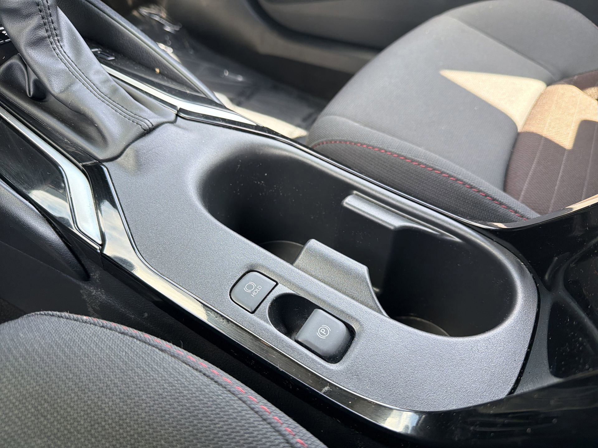 Used 2024 Toyota Corolla SE image 18