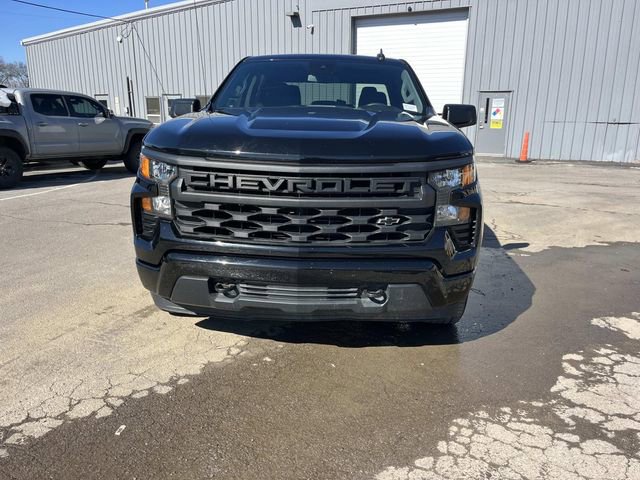 Used 2023 Chevrolet Silverado 1500 Custom w/ LPO, Dark Essentials Package image 8