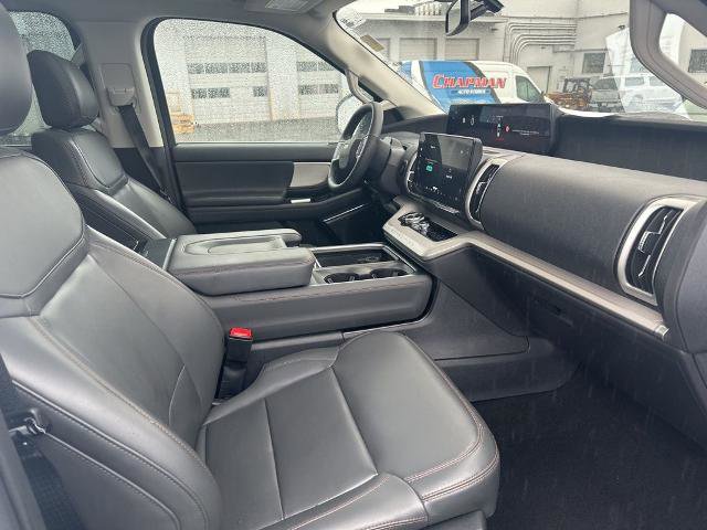Certified 2025 Ford Expedition Active AWD/4WD image 13