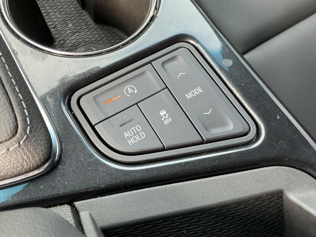 Used 2024 Cadillac CT4 Luxury w/ Sun And Sound Package image 32