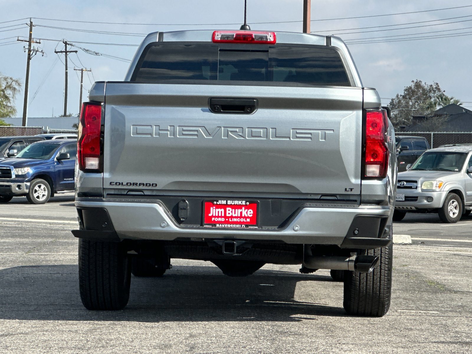 Used 2024 Chevrolet Colorado LT w/ LT Convenience Package II image 4