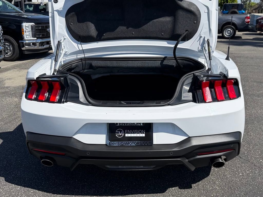 Certified 2025 Ford Mustang GT Premium RWD image 11
