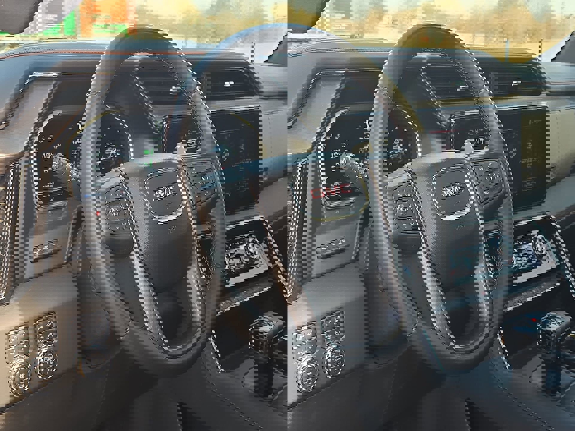 Used 2023 GMC Sierra 1500 AT4 w/ Technology Package image 14