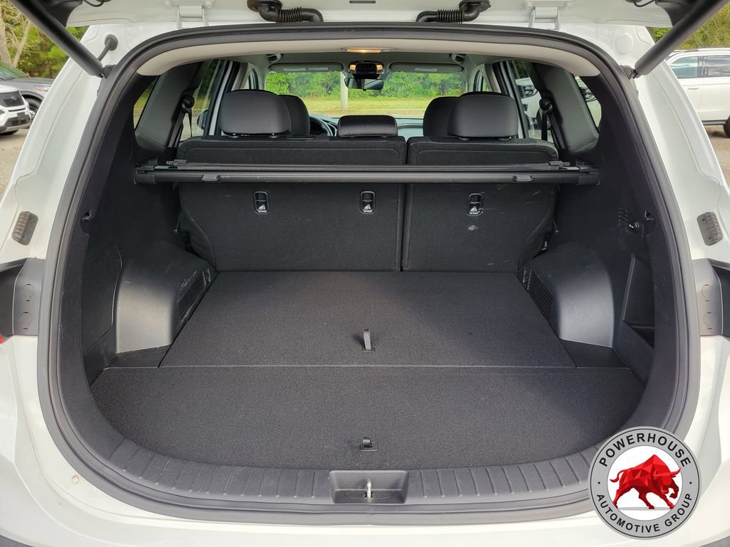Used 2023 Hyundai Santa Fe SEL FWD image 14