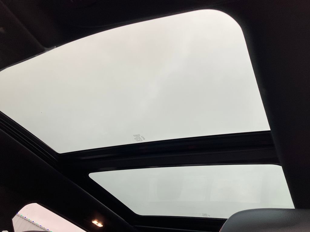 Certified 2018 Ford F150 Lariat w/ Equipment Group 502A Luxury image 32