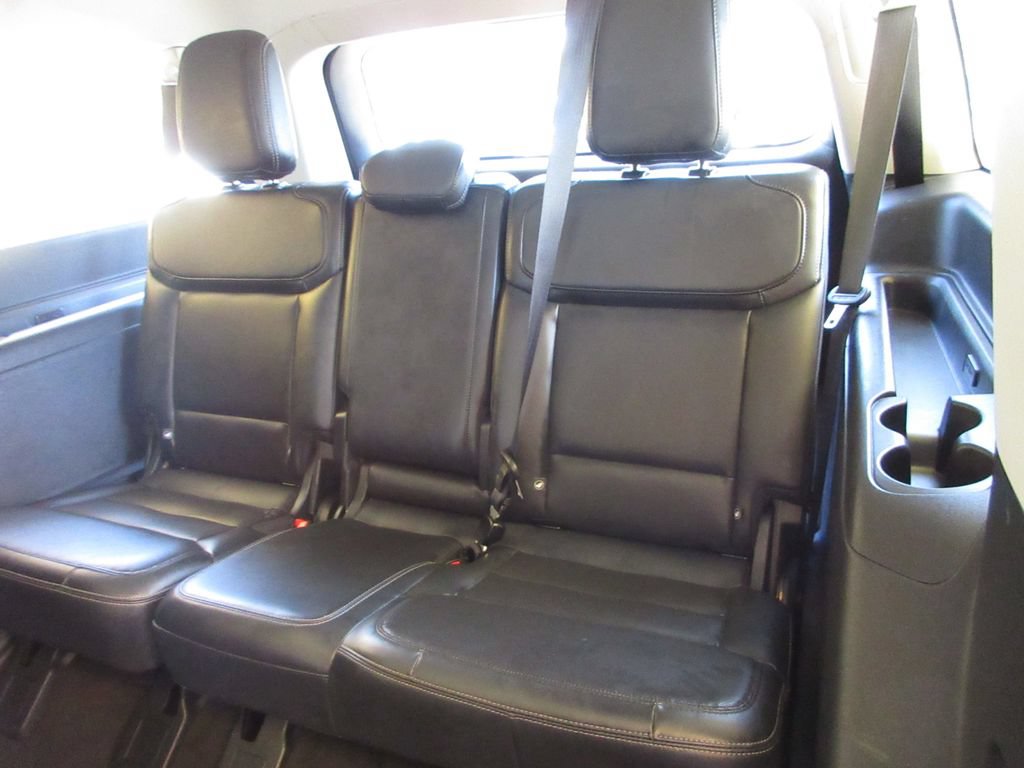 Certified 2025 Ford Expedition Max Platinum w/ Driver's Package AWD/4WD image 25