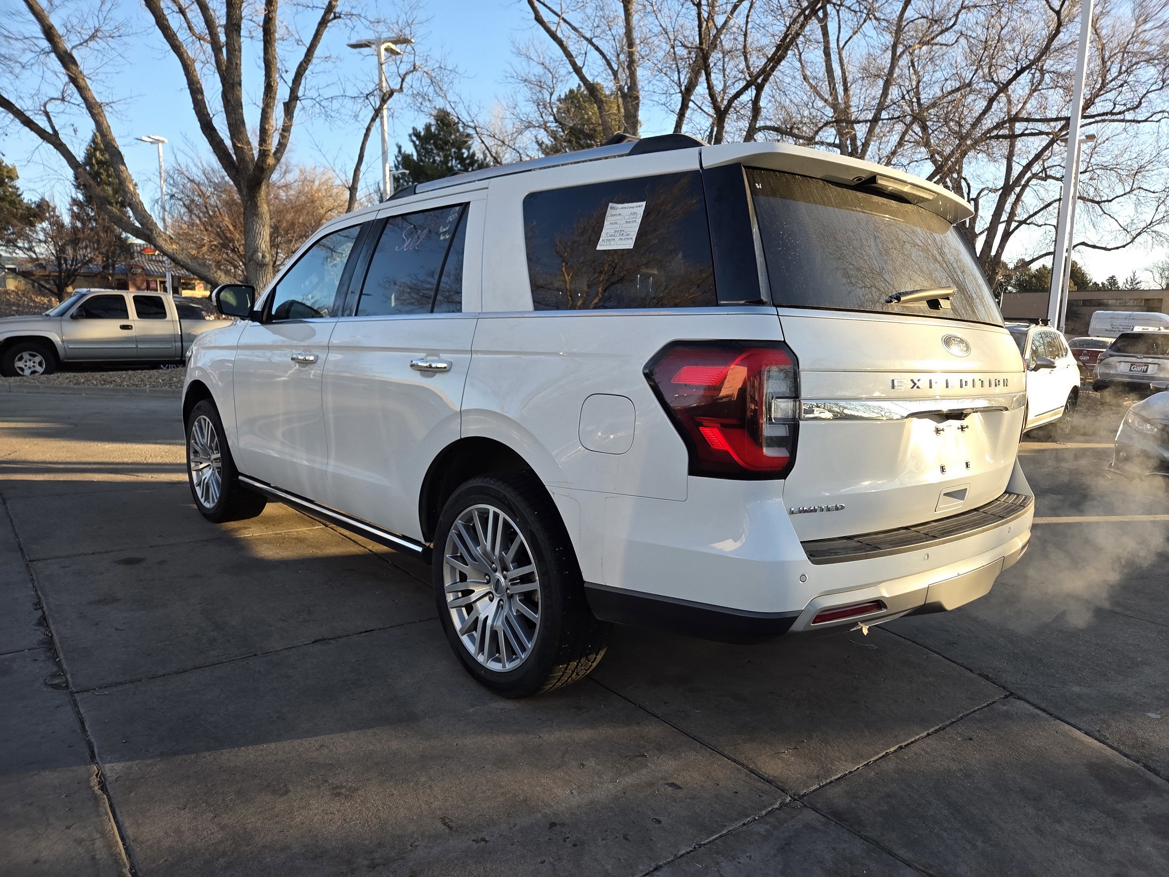 Certified 2024 Ford Expedition Limited image 7