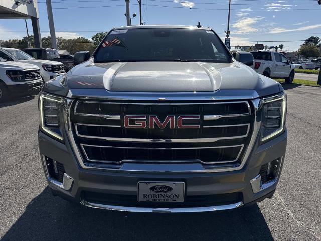 Used 2022 GMC Yukon XL SLT w/ SLT Premium Package image 2