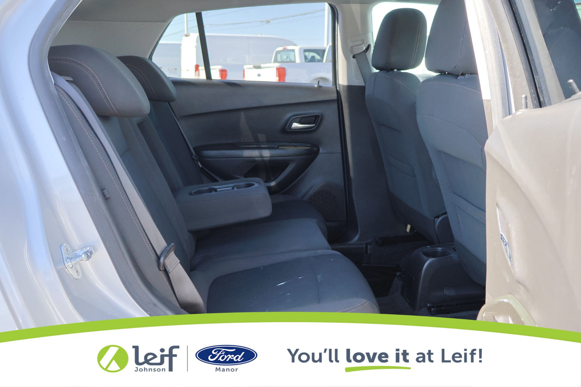 Used 2022 Chevrolet Trax LS w/ Tint and Cruise Package image 29