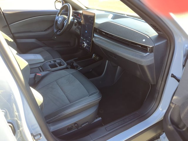 Certified 2025 Ford Mustang Mach-E GT AWD/4WD image 38