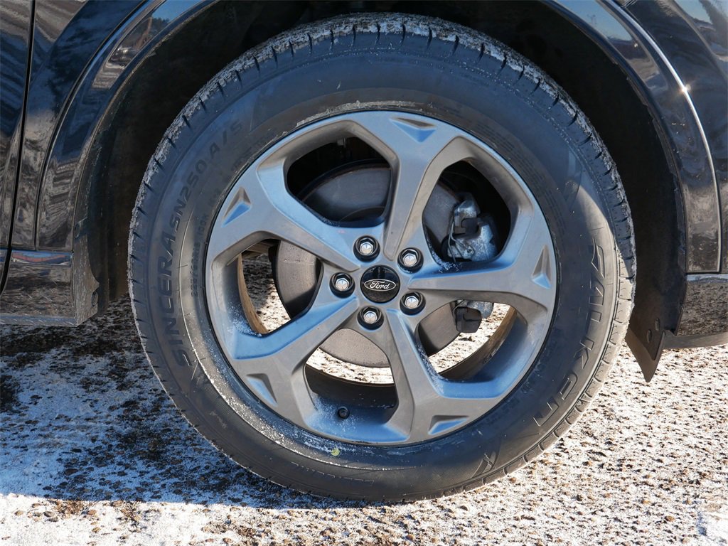 Certified 2024 Ford Escape ST-Line image 7