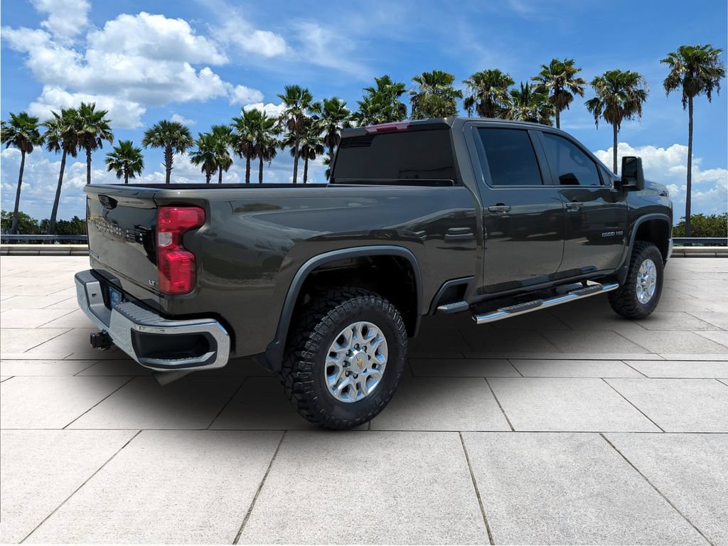 Used 2023 Chevrolet Silverado 2500 LT AWD/4WD image 8