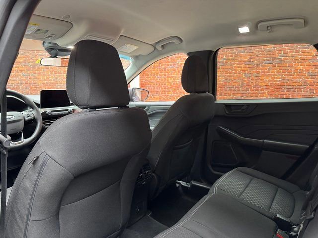 Certified 2024 Ford Escape Active image 25