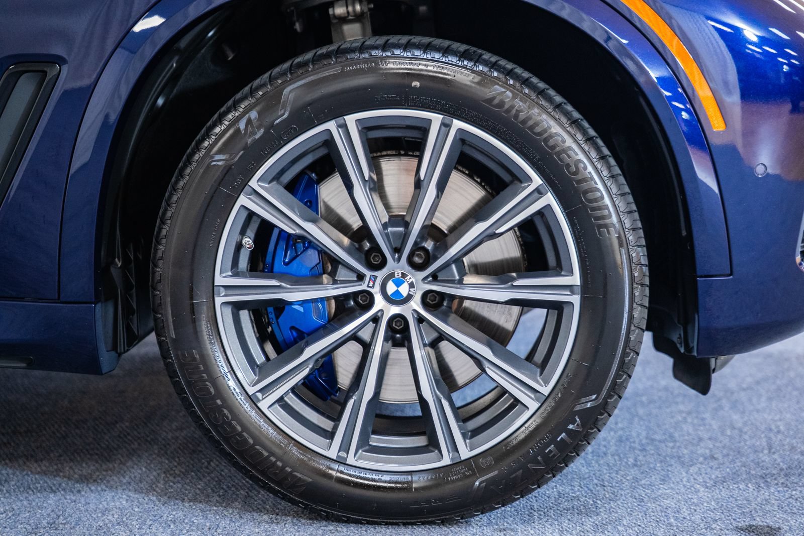 Used 2022 BMW X5 M50i w/ Premium Package AWD/4WD image 15