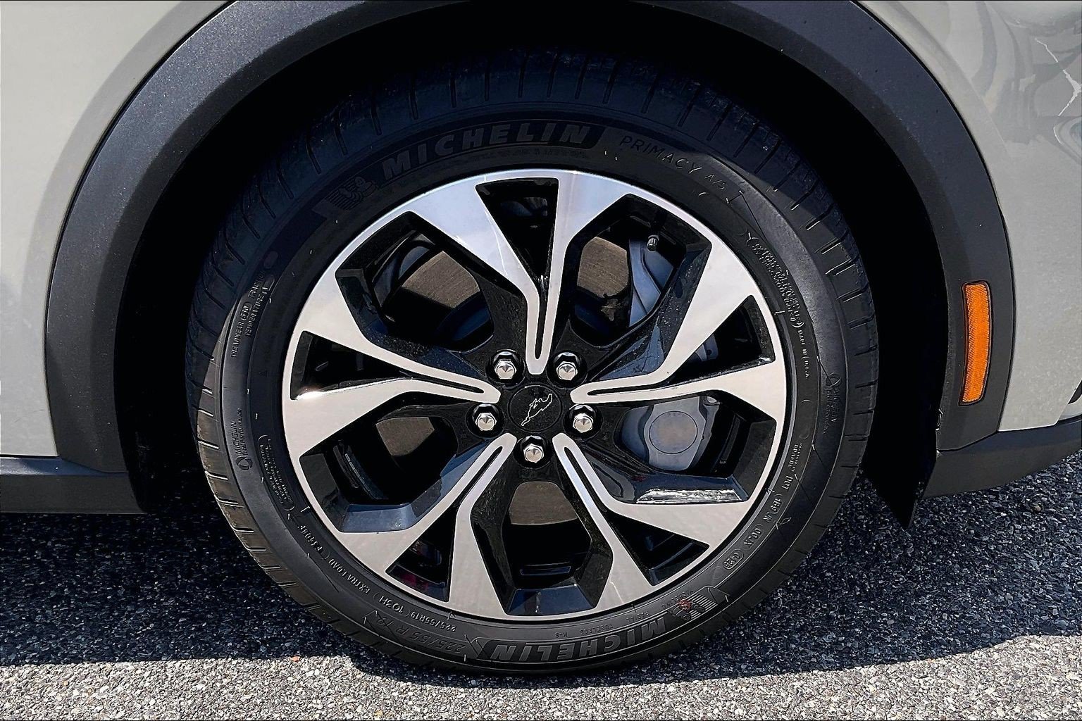 Certified 2025 Ford Mustang Mach-E Select AWD/4WD image 9