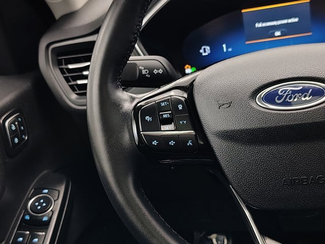 Certified 2025 Ford Escape Platinum AWD/4WD image 40
