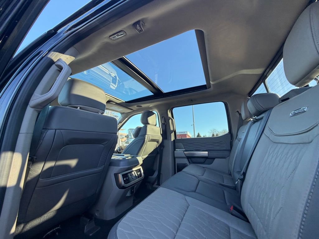 Certified 2025 Ford F350 Platinum w/ Platinum Plus Package image 15