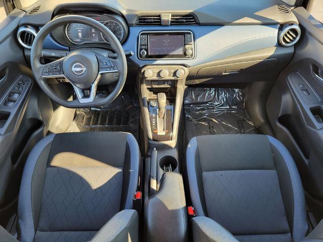 Used 2025 Nissan Versa SV image 15