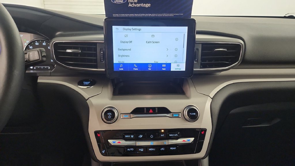 Certified 2024 Ford Explorer XLT w/ Equipment Group 202A AWD/4WD image 14