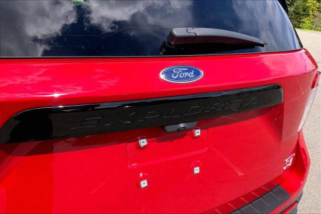 Certified 2022 Ford Explorer ST w/ Equipment Group 401A AWD/4WD image 33