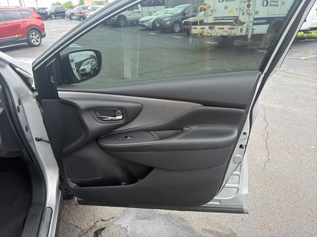 Used 2020 Nissan Murano SV AWD/4WD image 35