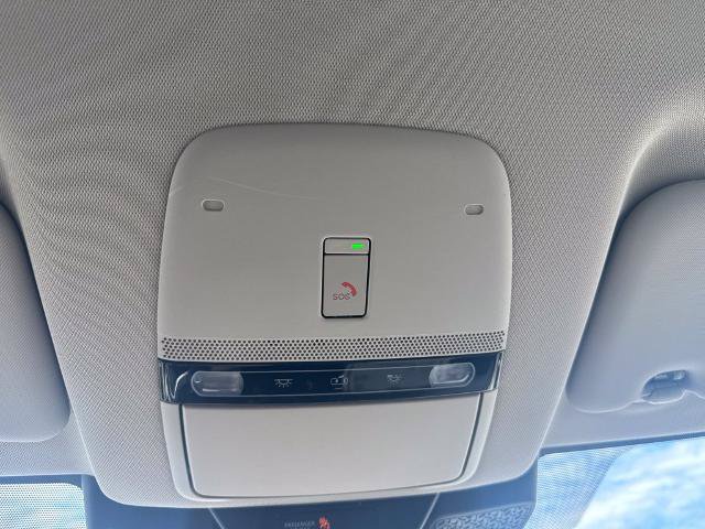 Used 2025 Nissan Ariya AWD image 21
