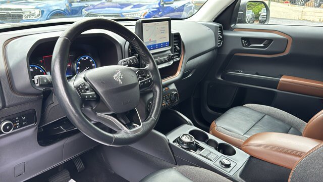 Certified 2023 Ford Bronco Sport Outer Banks w/ Tech Package AWD/4WD image 16