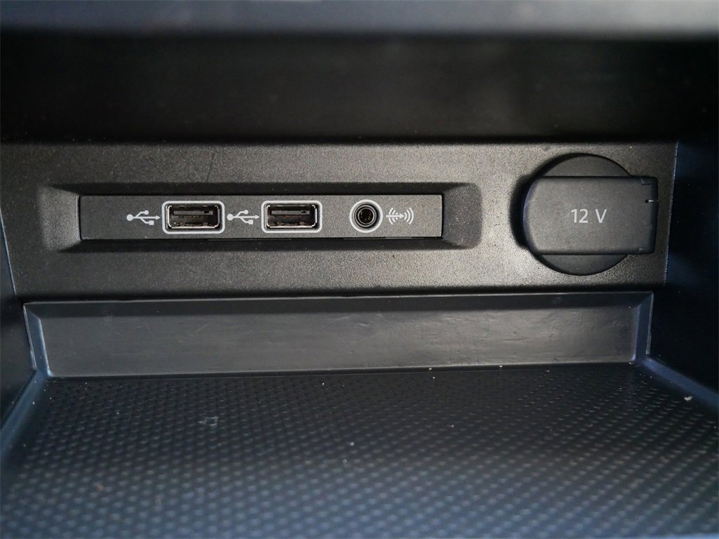 Used 2018 Volkswagen Tiguan SE image 22