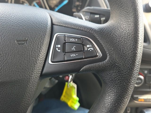 Certified 2017 Ford Escape SE image 38