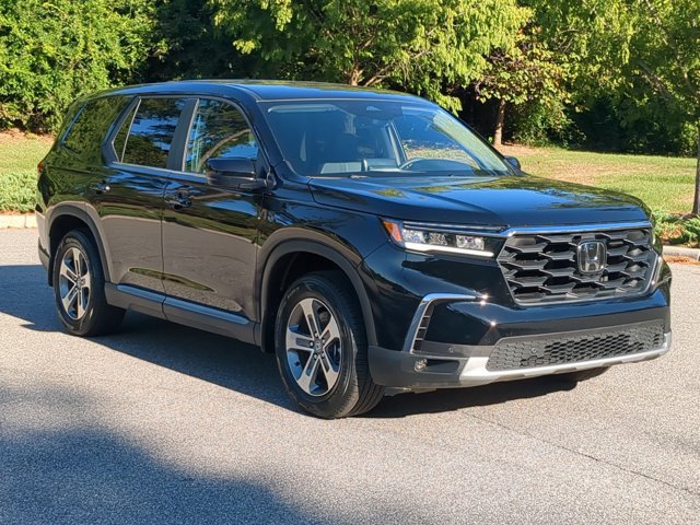 Used 2025 Honda Pilot EX-L image 2