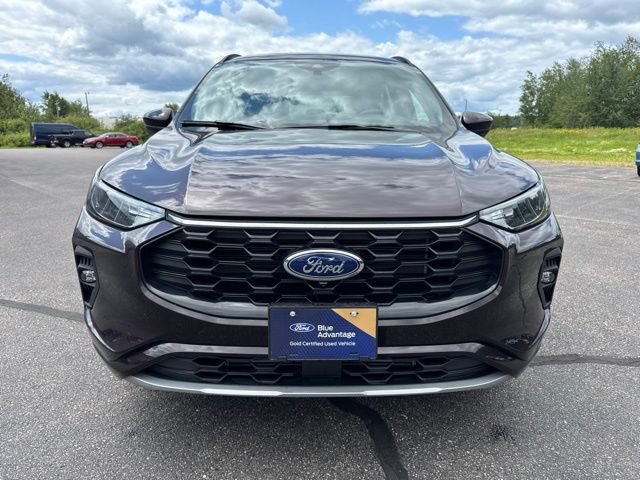 Certified 2023 Ford Escape ST-Line Select w/ Tech Pack #2 AWD/4WD image 2
