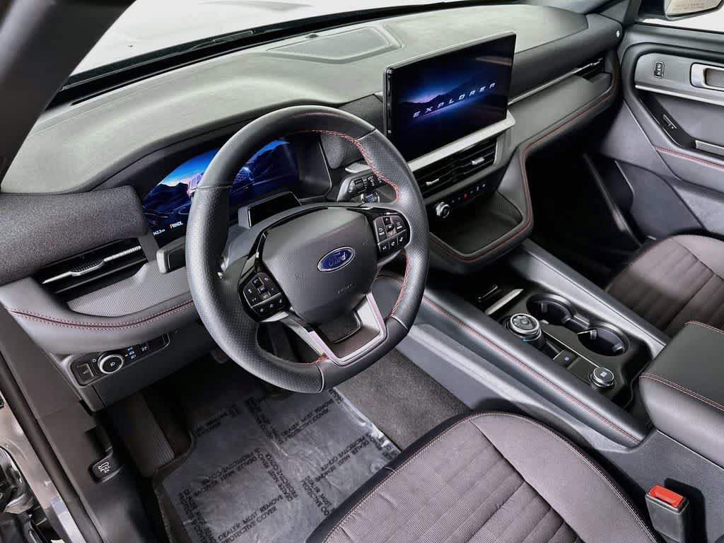 Certified 2025 Ford Explorer ST-Line w/ ST-Line Street Pack AWD/4WD image 2