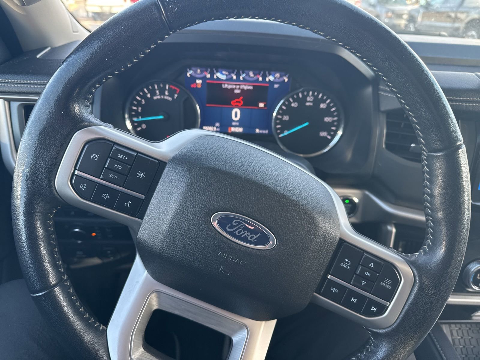 Certified 2024 Ford Expedition XLT image 12