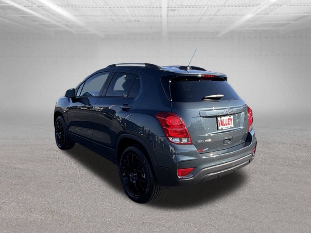 Used 2021 Chevrolet Trax LT w/ Premium Seat Package AWD/4WD image 10