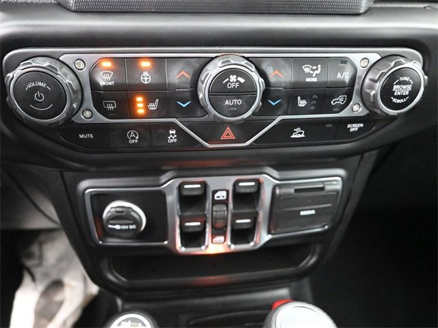 Used 2021 Jeep Gladiator Overland w/ Cold Weather Group image 13