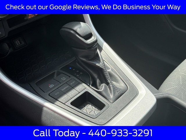 Used 2024 Toyota RAV4 XLE AWD/4WD image 36