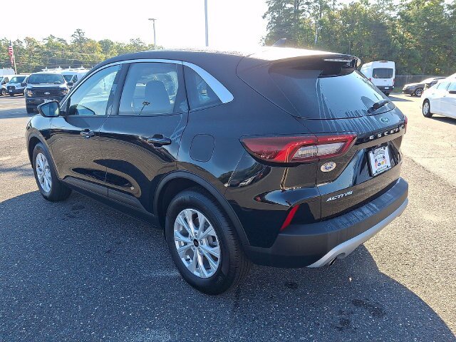Certified 2023 Ford Escape Active AWD/4WD image 28