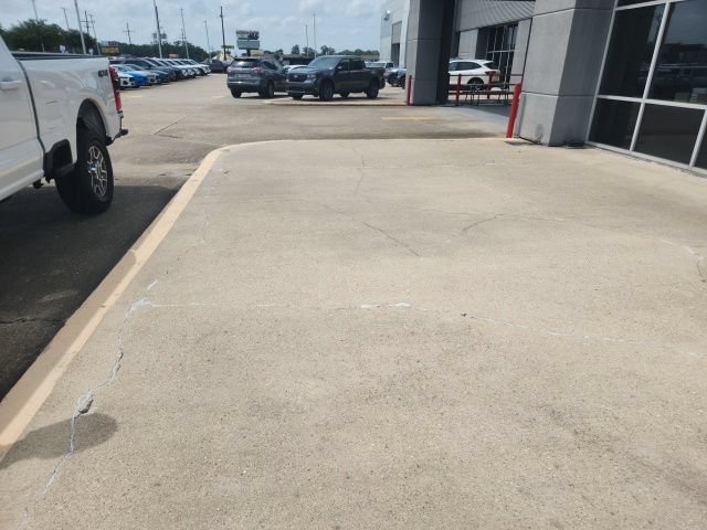 Certified 2024 Ford F250 Lariat AWD/4WD image 7