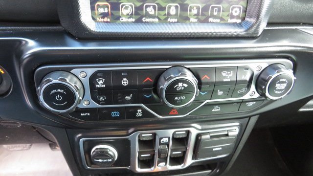 Used 2023 Jeep Wrangler Unlimited Sahara w/ Cold Weather Group image 20