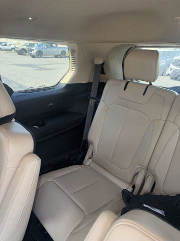 Used 2021 Jeep Grand Cherokee L Limited AWD/4WD image 24