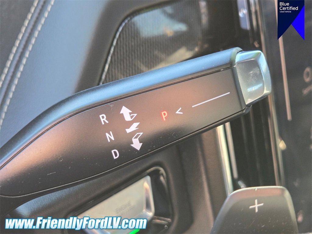 Used 2025 GMC Yukon Elevation image 25