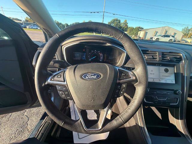 Certified 2020 Ford Edge Titanium w/ Equipment Group 301A AWD/4WD image 14