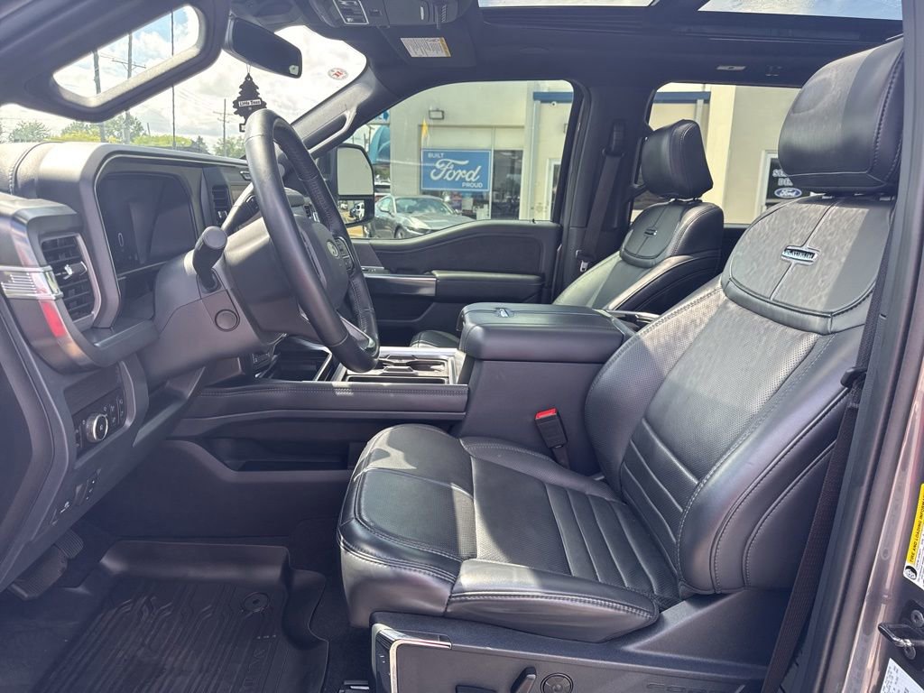 Certified 2025 Ford F350 Platinum AWD/4WD image 10