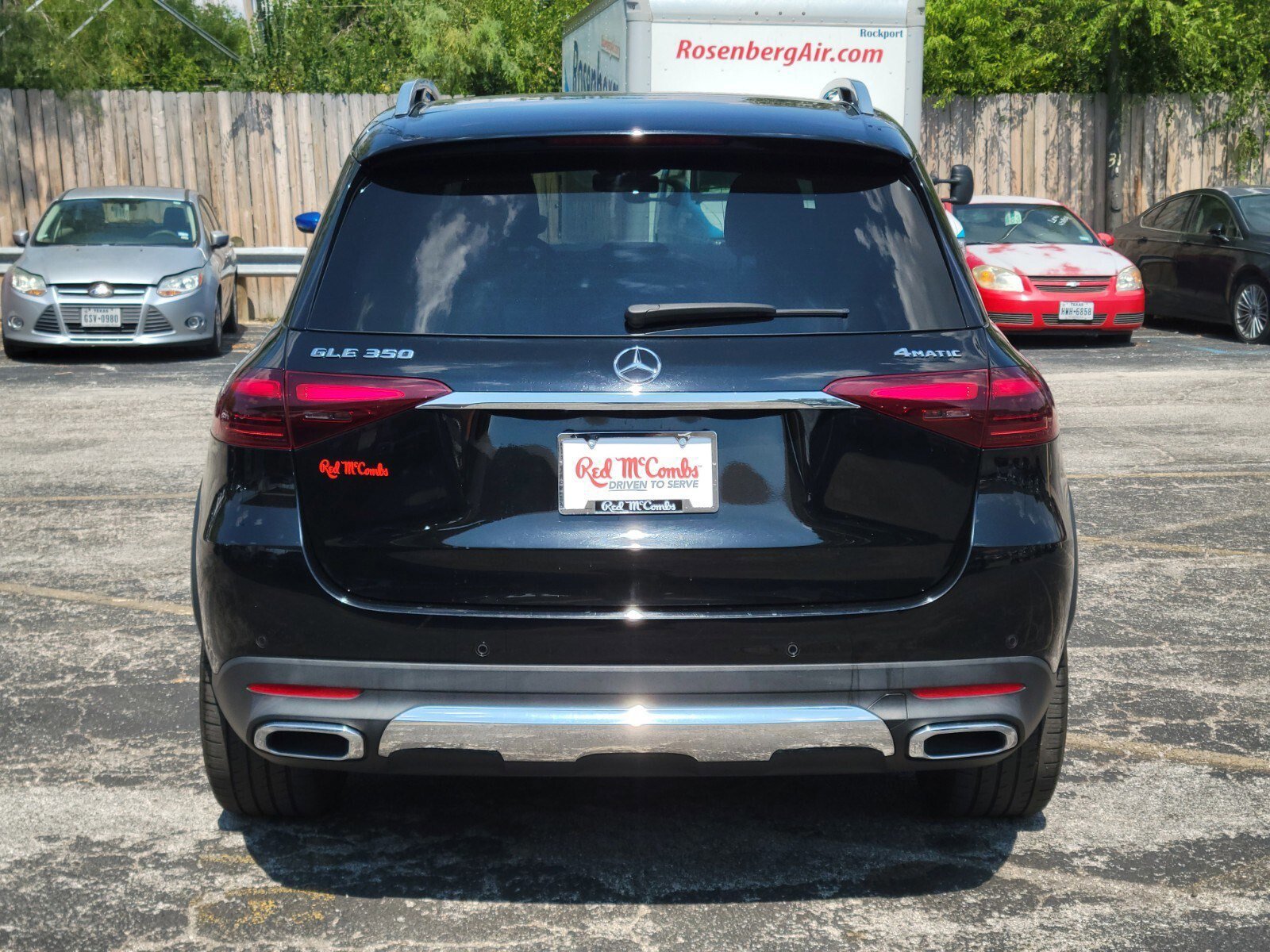 Used 2024 Mercedes-Benz GLE 350 4MATIC w/ 3rd Row Seat Package image 4